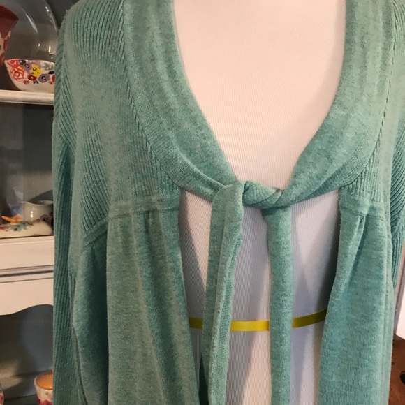 ☘️ Lovely Plus Size Daisy Fuentes Cardigan ☘️ - Picture 1 of 3